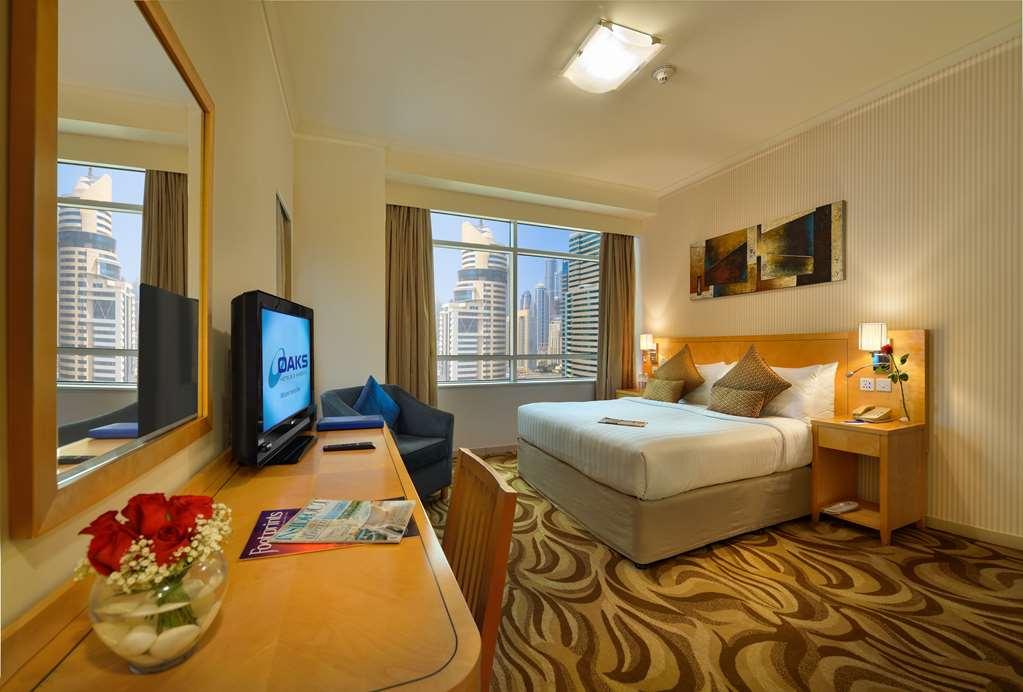 Oaks Liwa Heights Hotel Suites Dubái Habitación foto